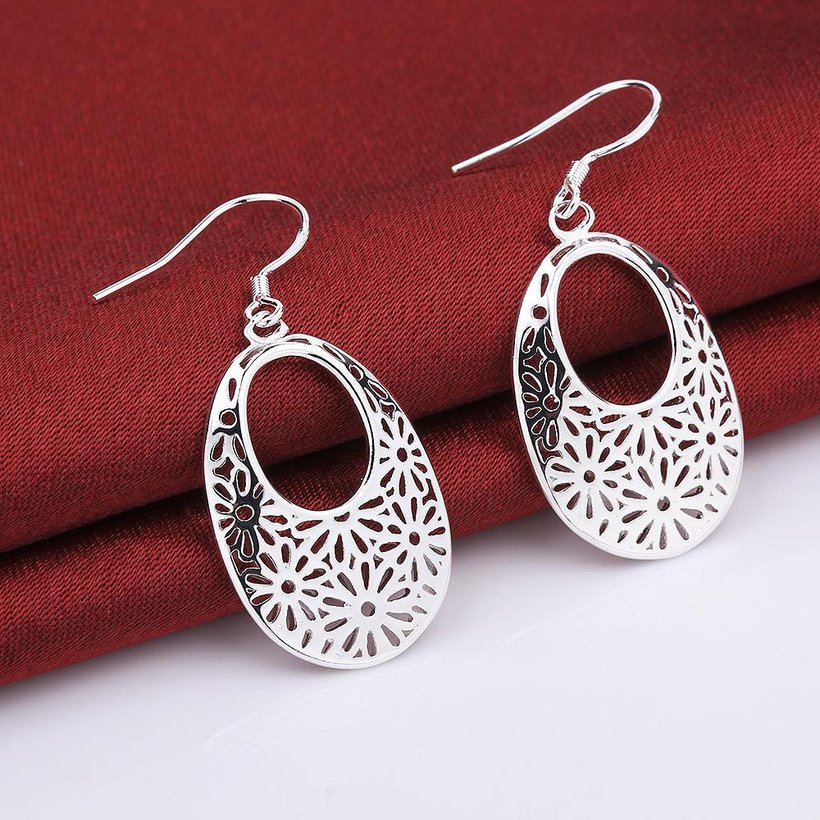 Wholesale European and American fashion earrings Vintage Court geometric pattern Dangle Earrings For Women Engagement Wedding Jewelry TGSPDE054 1