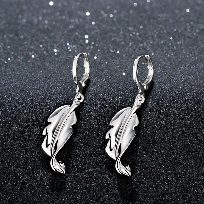Wholesale Classic Silver Plated Dangle Earring Korea style Sweet Feather Creative Temperament Personality Trendy Female Dangle Earrings TGSPDE130 1