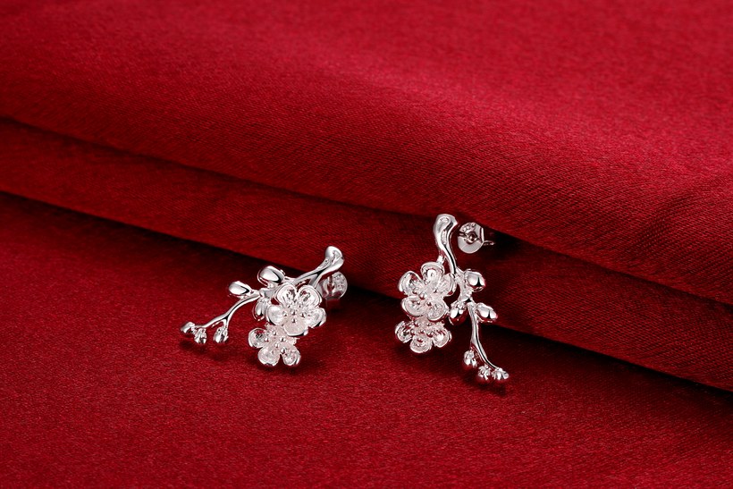 Wholesale Romantic Silver Plated plum Dangle Earring for women Temperament jewelry gift TGSPDE140 2
