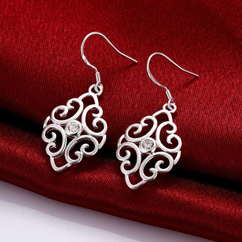 Wholesale European and American fashion earrings Vintage Court geometric pattern Dangle Earrings For Women Engagement Wedding Jewelry TGSPDE043 2