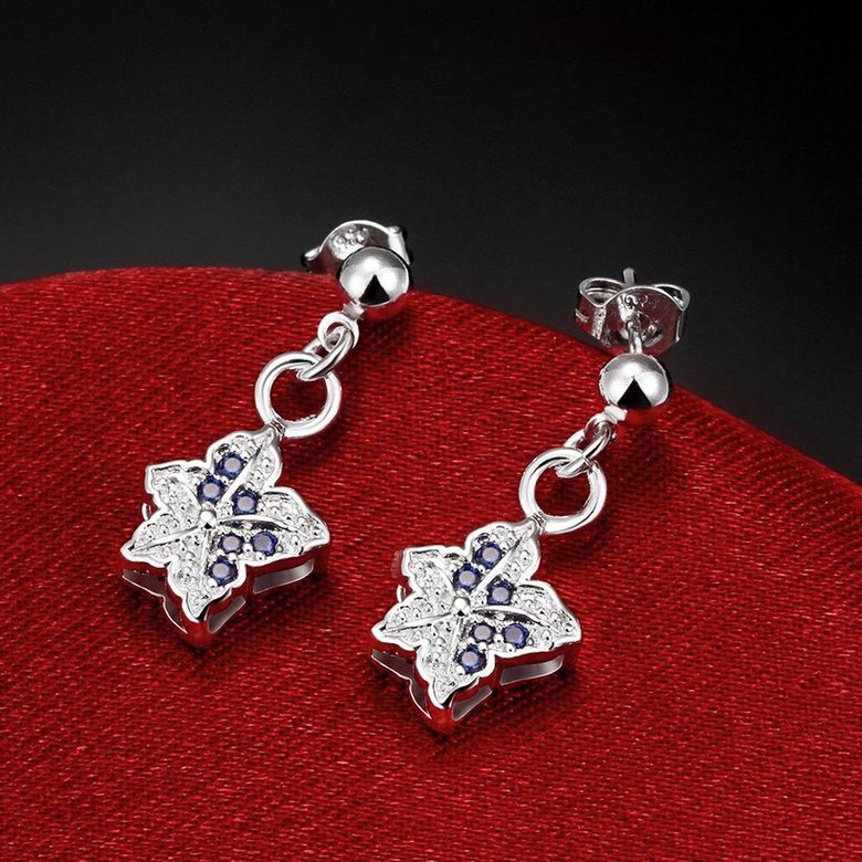 Wholesale Trendy Silvermaple leaf shape Dangle Earring for women blue crystal earring party jewelry TGSPDE002 2