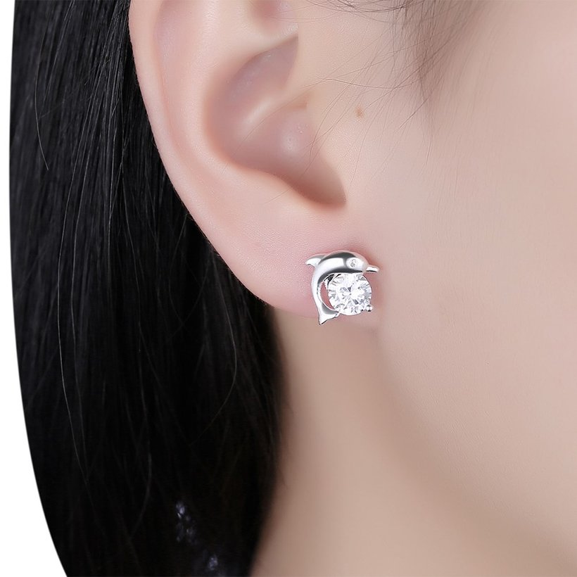 Wholesale Fashion Romantic Dolphin Love Stud Earrings for Women High Quality Jewelry Silver Plated Round Cut for Women Jewelry Girl Gift TGSPE050 0