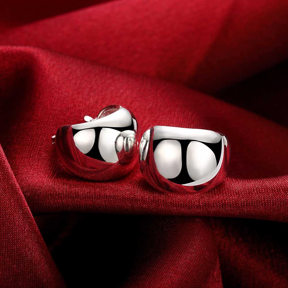 Wholesale Fashion jewelry from China Smooth Egg Noodle Earrings Women Party Gift Fashion Charm Wedding Engagement Jewelry TGSPE139 4