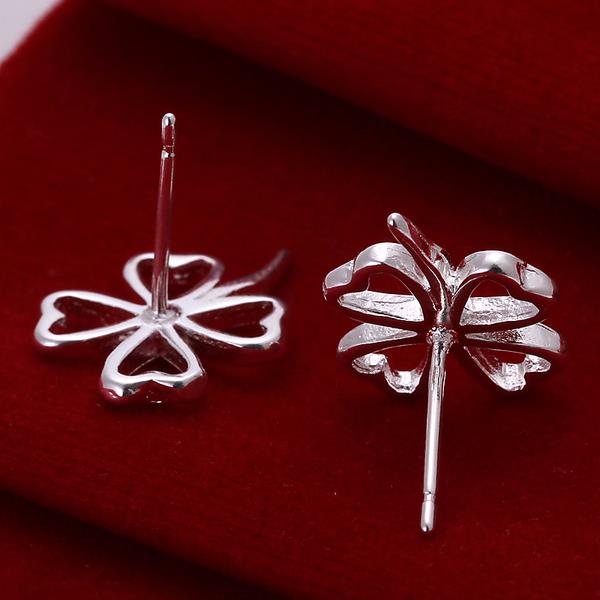 Wholesale New Arrival Romantic Silver plated Little four leaf clover Stud Earrings For Women Lovely Small Earrings Jewelry TGSPE161 1