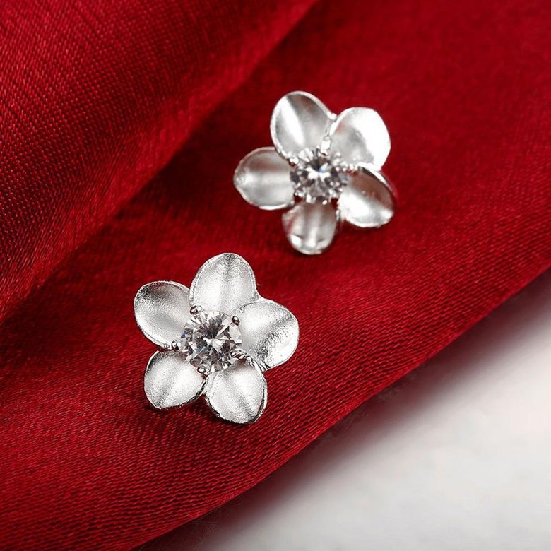 Wholesale Romantic Dainty Female White Crystal Earrings Silver plated Small Stud Earrings For Women Cute Classic Flower Wedding jewelry TGSPE183 3
