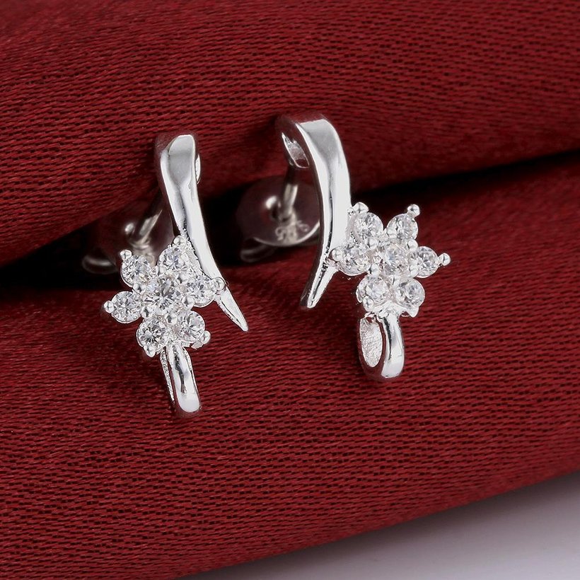 Wholesale Trendy Dainty Female White Crystal zircon Earrings Silver plated Stud Earrings For Women Cute Classic Flower Wedding Earrings TGSPE088 1