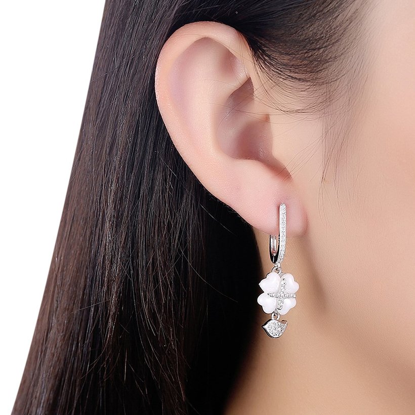 Wholesale Fashion 925 Sterling Silver White Clover Ceramic Dangle Earring TGSLE213 0