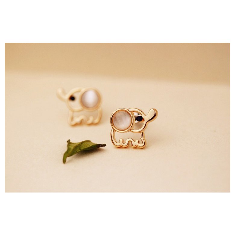 Wholesale Fashion wholesale jewelry Minimalist Elephant Earrings Simple Cute Animal Ear Studs VGE008 1