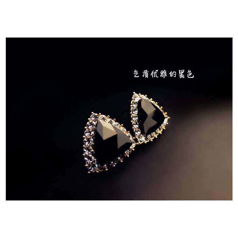 Wholesale New Fashion wholesale Jewelry Rhinestones Crystal Triangle Dazzling Stud Earring For Women Gift Girls VGE014 2