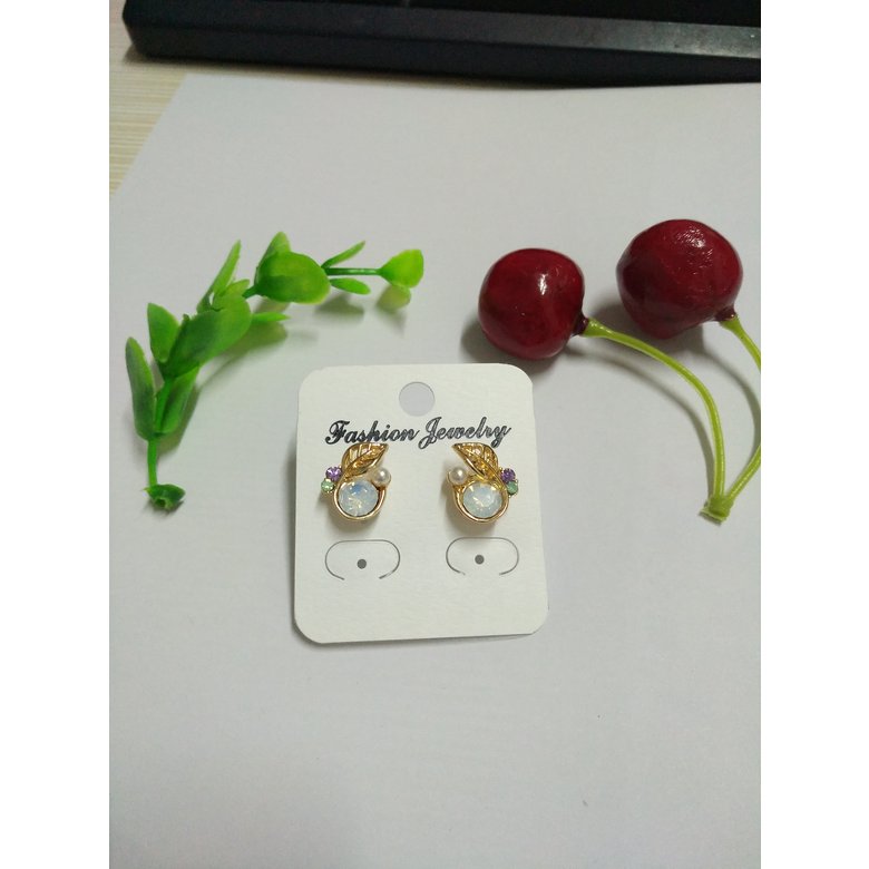 Wholesale Korean Style  Leaves Earrings For Women Fashion Stylish Sweet Cute Stud Earrings Jewelry VGE022 2