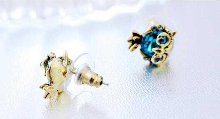 Wholesale Jewelry Crystal Owl Stud Earrings For Women Vintage Gold Color Animal Statement Earrings VGE036 2