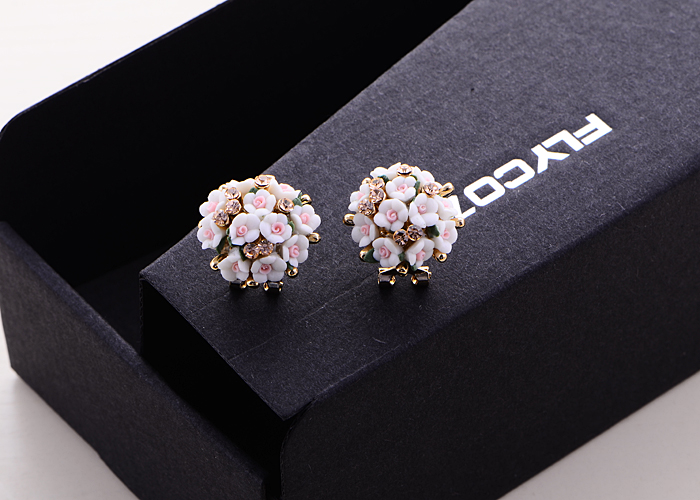 Wholesale New Fashion  jewelry Flower Earring For Women Vintage Jewelry VGE041 5