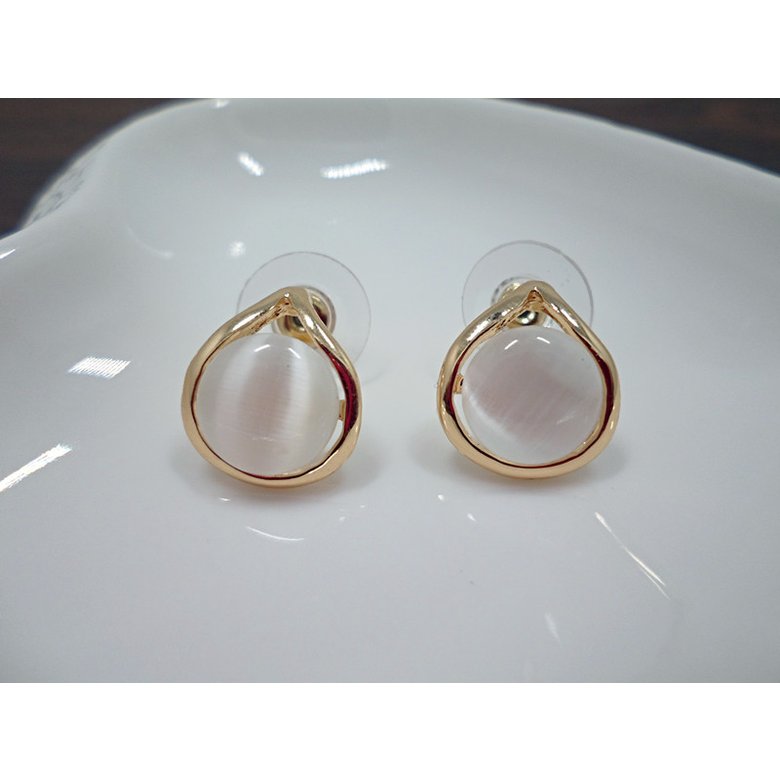 Wholesale New Vintage Round  Opal Stone Big Stud Earrings For Women fashion Temperament jewelry VGE042 2