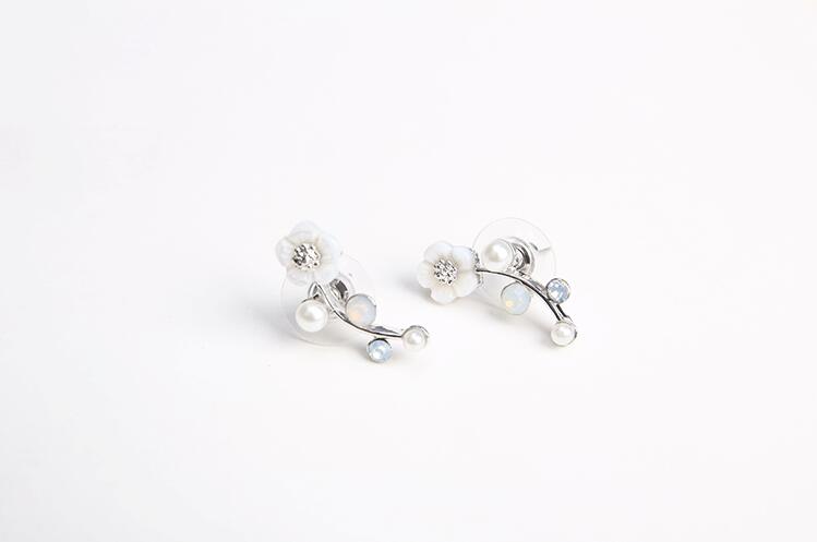 Wholesale New  Elegant Shell Pearl Flower Drop Earrings For Women Fashion Crystal Girls Jewelry  VGE043 3