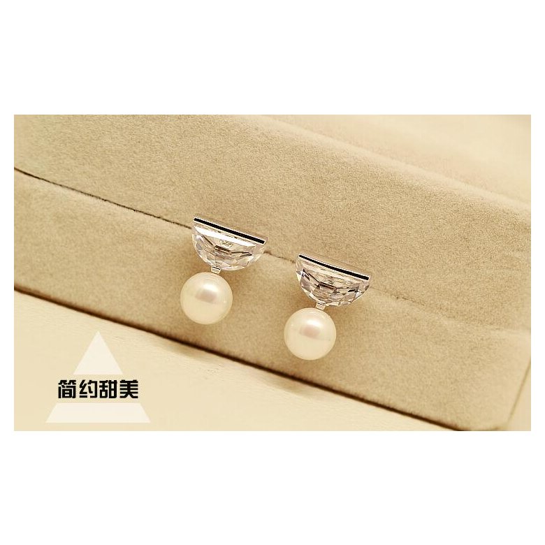 Wholesale Jewelry New Brand Design crystal Pearl Stud Earrings For Women New Accessories VGE049 2