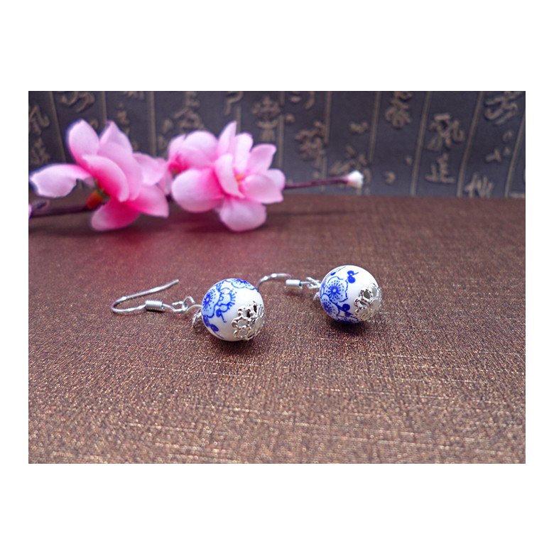 Wholesale Handmade Blue And White Porcelain Earring Vintage Ceramic Woman Lady Drop Earrings Dangle Earrings   VGE052 1