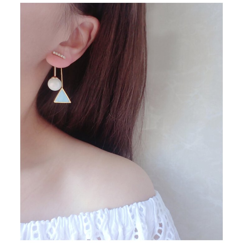 Wholesale Asymmetry Fashion 1 Pair Triangle Different pearl Women's Earrings Korean Style Earrings Jewelry Crystal Earrings  VGE055 3