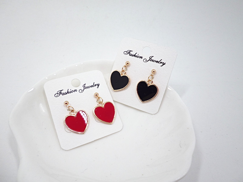 Wholesale New simple lovely heart stud earrings for women gold color personality stud earrings girl fashion jewelry gifts VGE064 1