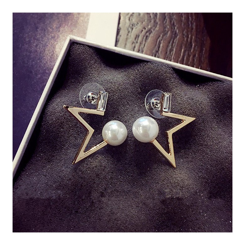 Wholesale New fashion delicate pearl crystal Star temperament Women Drop earrings creative Jewelry  VGE065 1