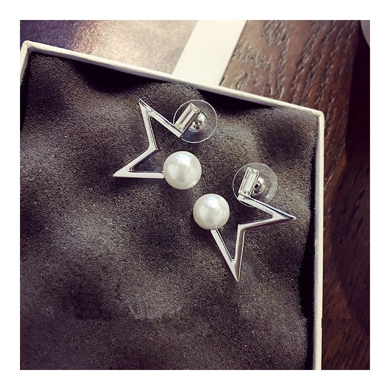 Wholesale New fashion delicate pearl crystal Star temperament Women Drop earrings creative Jewelry  VGE065 4