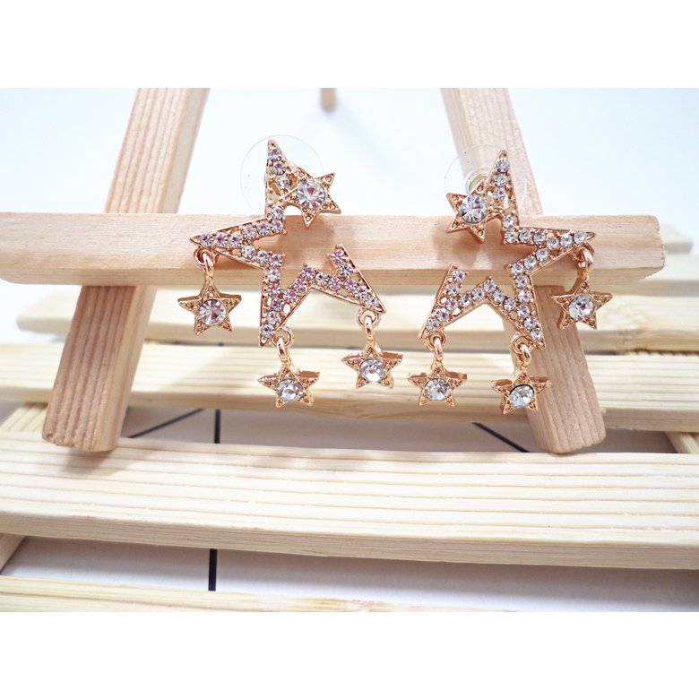Wholesale Fashion atmospheric  hollow star earrings female wild zircon pentagram exaggerated personality earrings VGE107 0