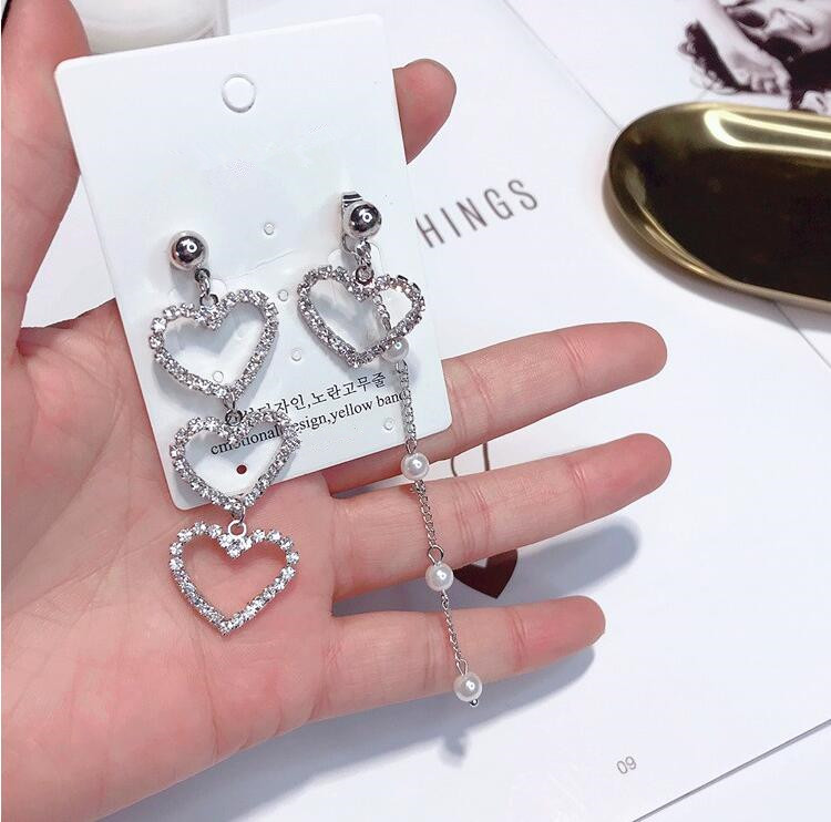 Wholesale Girl Heart-shaped Asymmetric Earrings Simple Rhinestone Pearl Chain Earrings Jewelry  Long Earrings VGE118 4