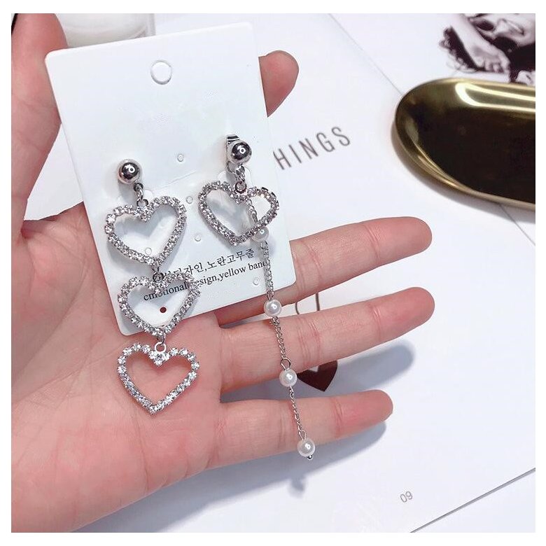 Wholesale Girl Heart-shaped Asymmetric Earrings Simple Rhinestone Pearl Chain Earrings Jewelry  Long Earrings VGE118 4