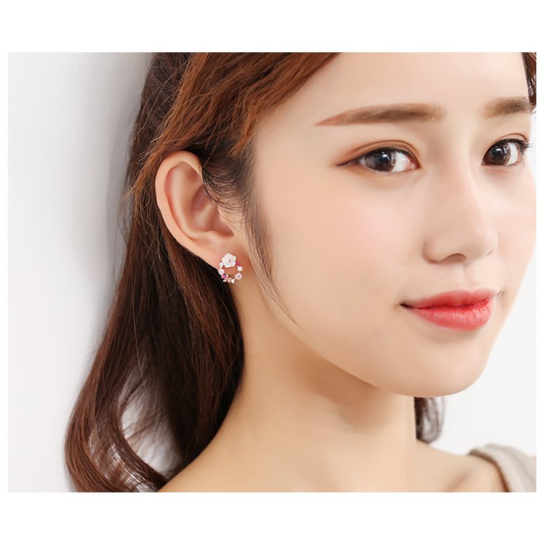 Wholesale Korean Style Shell Flower Delicate Zircon Long Dangle Earrings For Women Temperament Jewelry VGE132 4