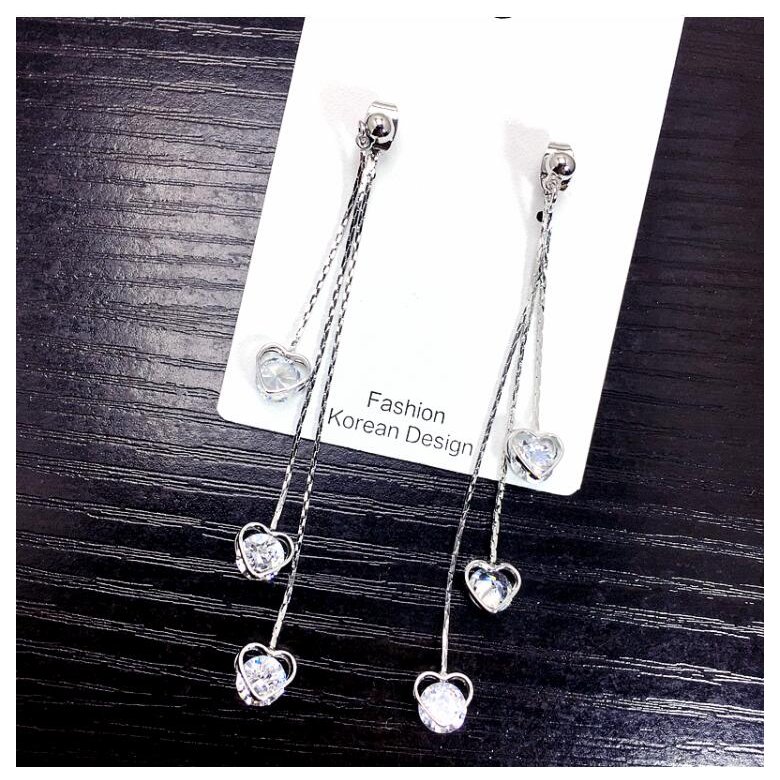 Wholesale  New arrival zircon love tassel pendant earrings Korean fashion earrings light luxury gift statement earrings for women VGE133 2