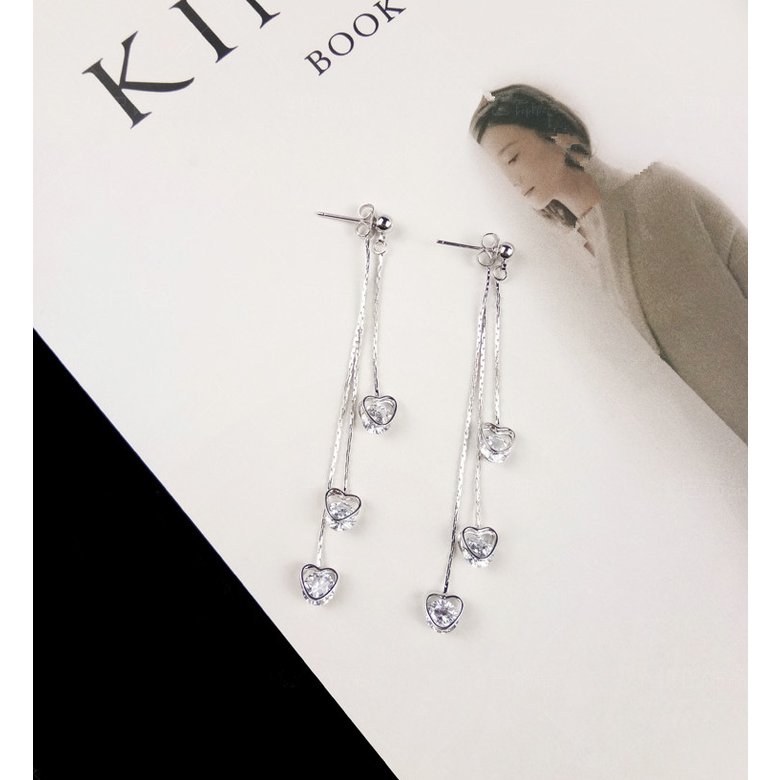Wholesale  New arrival zircon love tassel pendant earrings Korean fashion earrings light luxury gift statement earrings for women VGE133 3