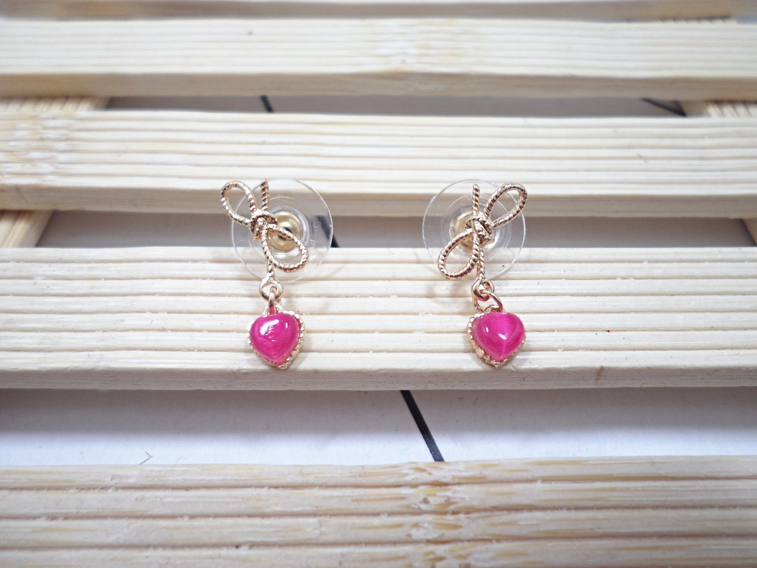 Wholesale Bowknot Heart Earrings for Women Girl Elegant Gold Color Alloy Shiny crystal Earrings Wedding Jewelry VGE135 2