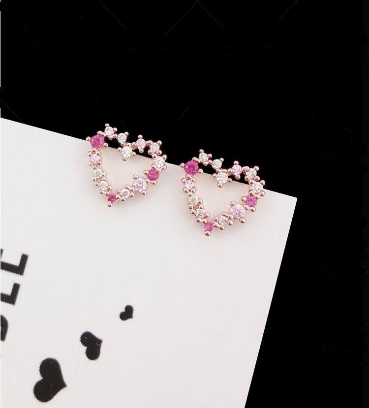 Wholesale Cute Tiny Flower Circle Wreath Love Heart Earrings for Women Water Drop Rhinestone Pendant Accessories Earring VGE137 6