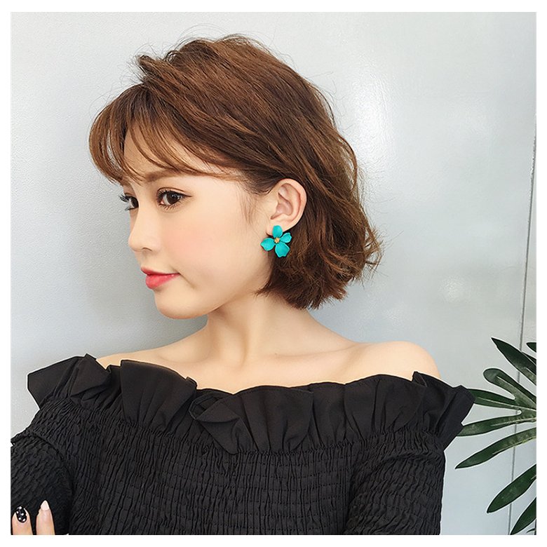 Wholesale New Style Spray Paint Big Flower Stud Earrings For Women Fashion Summer Accessories Elegant Sweet Brinco VGE141 3