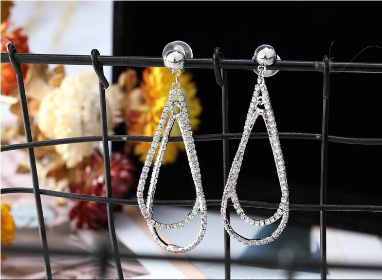 Wholesale Women's Zircon Earrings Pendant Long Earring Fashionable Women's Jewelry Party Gift VGE145 3