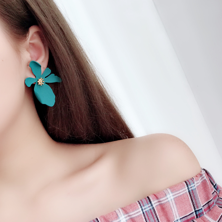 Wholesale Style Cute Flower Stud Earrings For Women New Fashion Sweet Earrings Brinco Jewelry VGE151 3