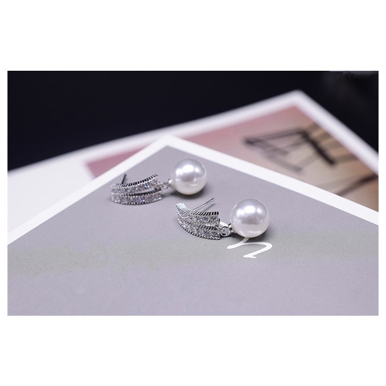 Wholesale Fashion 925 Sterling Silver Pearls Stud Earrings Zircon Silver Earrings For Women Wedding Jewelry VGE152 1