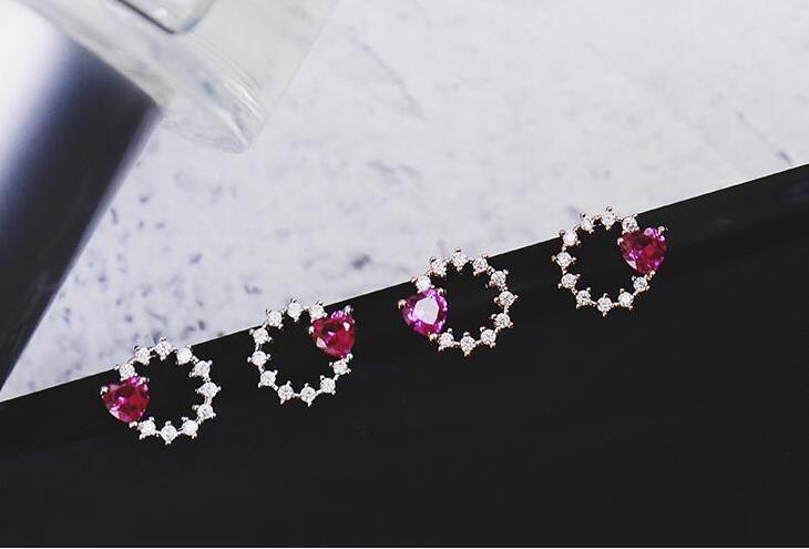 Wholesale 2020 New Arrival Classic Hollow Zircon Love Heart Stud Earrings For Women zircon Crystal Fashion Jewelry VGE158 0