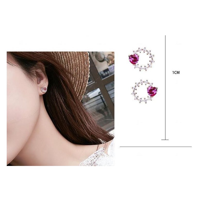 Wholesale 2020 New Arrival Classic Hollow Zircon Love Heart Stud Earrings For Women zircon Crystal Fashion Jewelry VGE158 2