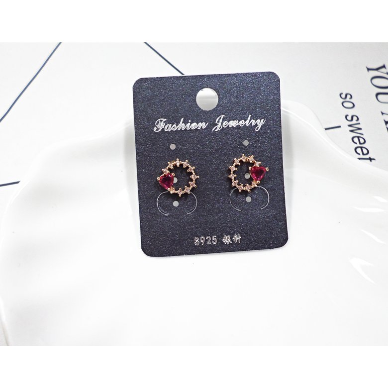 Wholesale 2020 New Arrival Classic Hollow Zircon Love Heart Stud Earrings For Women zircon Crystal Fashion Jewelry VGE158 3