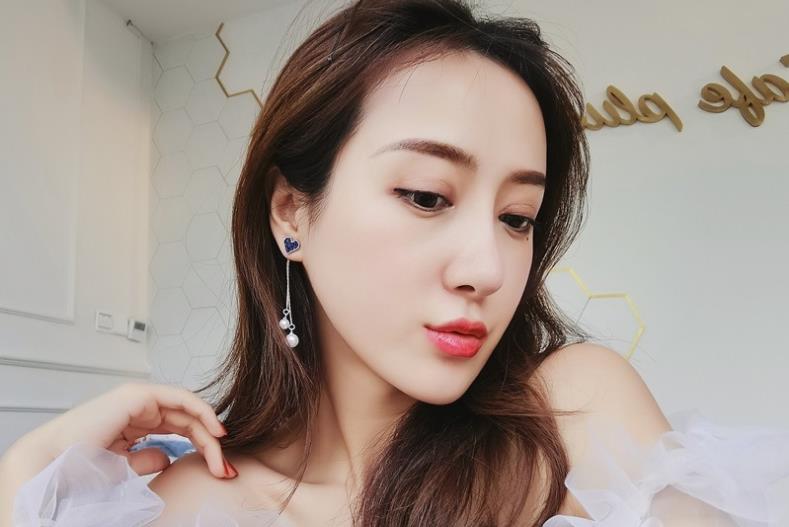 Wholesale Korean Pearl Blue Crystal Love Heart Tassel Long Drop Earrings for Women Fashion Drop Earring Charm Luxury Jewelry Pendientes VGE167 0