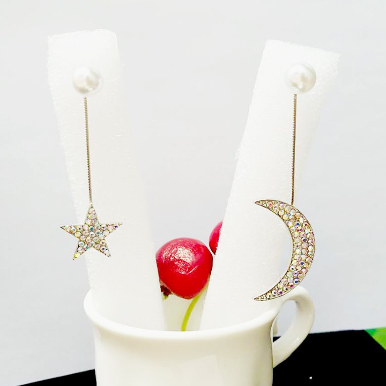 Wholesale Elegant imitation pearl Moon Star Long Tassel ear nail exquisite Prevent Allergy crystal EarringFashion High Quality VGE186 4