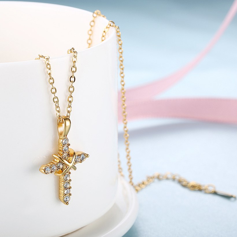 Wholesale Fashion Cross Pendants Gold Color Crystal Jesus Cross Pendant Necklace For Women Jewelry Dropshipping TGGPN131 2