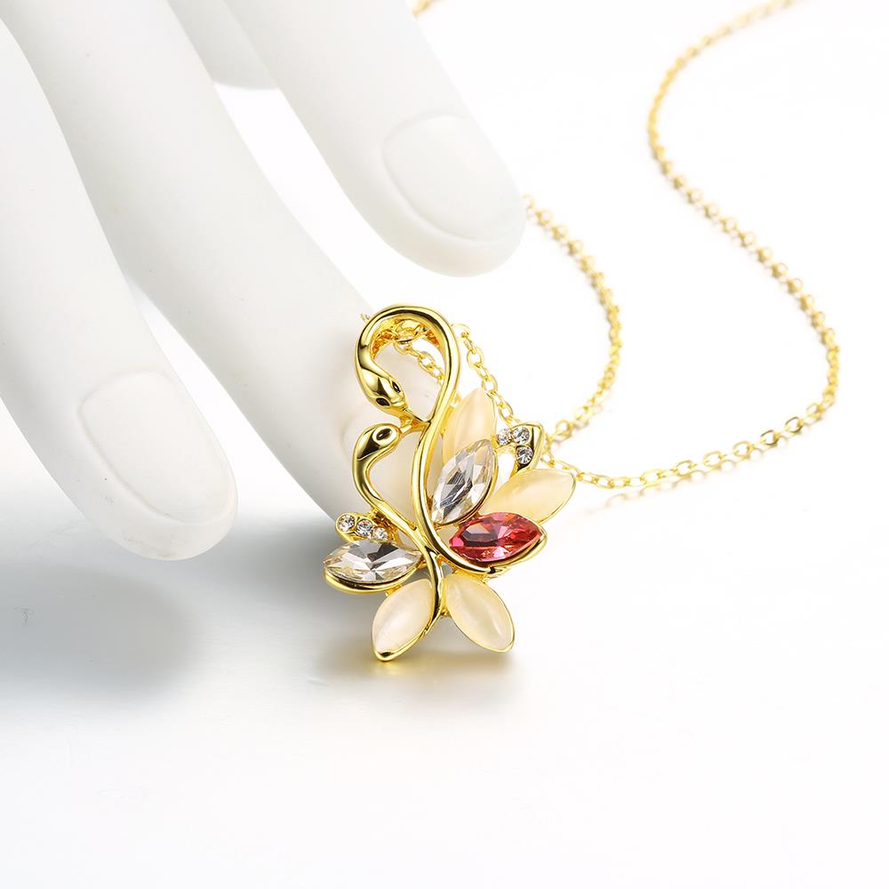 Wholesale Shiny colorful Crystal Swan Necklace Fashion Metal Pendant Necklaces for Women Elegant Charming Opal Christmas Jewelry Gift TGGPN030 3