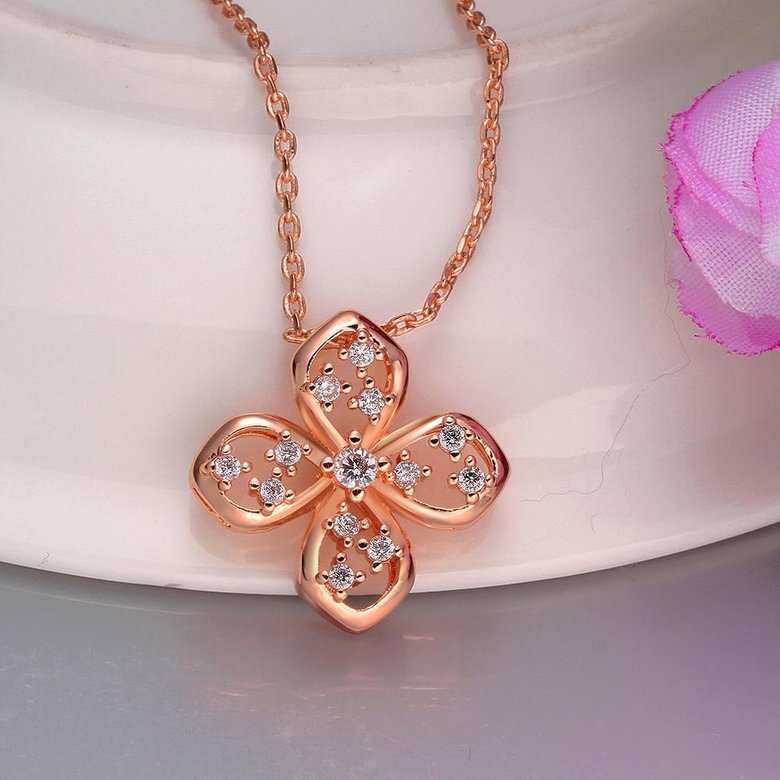 Wholesale Rose gold color Crystal Pendants Necklace Women  Clover Choker Jewelry Trendy Necklaces Upscale Valentine's Day TGGPN055 1