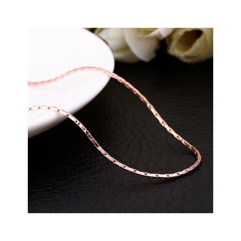 Wholesale Trendy Rose Gold Geometric Chain Nceklace TGCN012 1