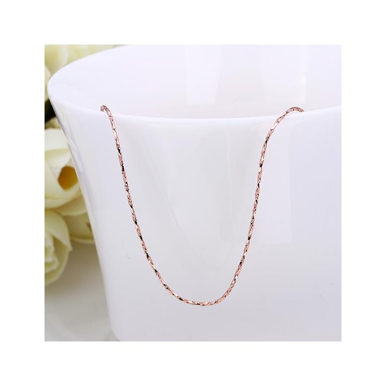 Wholesale Romantic Rose Gold Geometric Chain Nceklace TGCN013 1