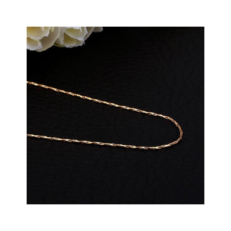 Wholesale Romantic Rose Gold Geometric Chain Nceklace TGCN013 3