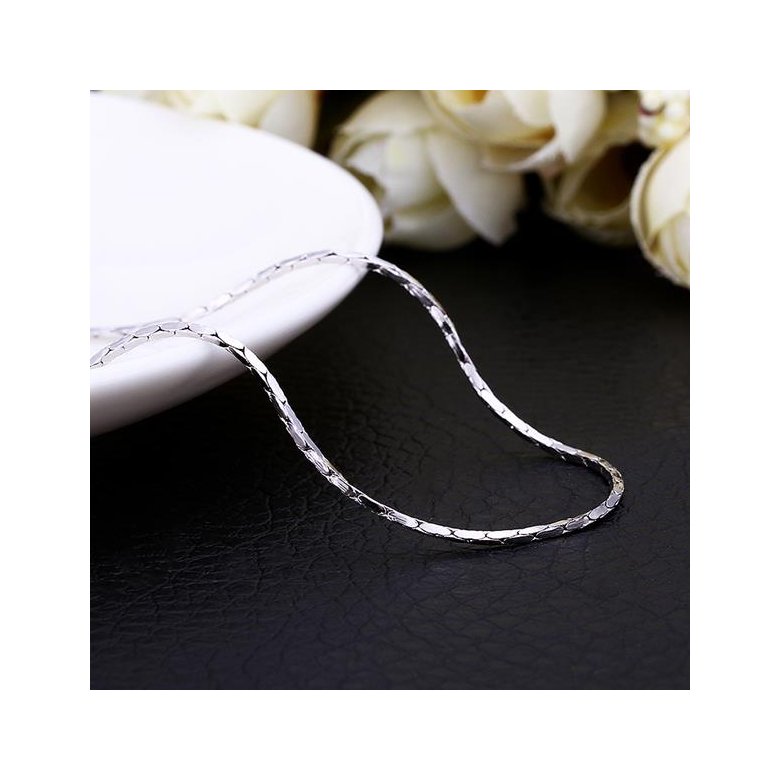 Wholesale Trendy Platinum Geometric Chain Nceklace TGCN016 1