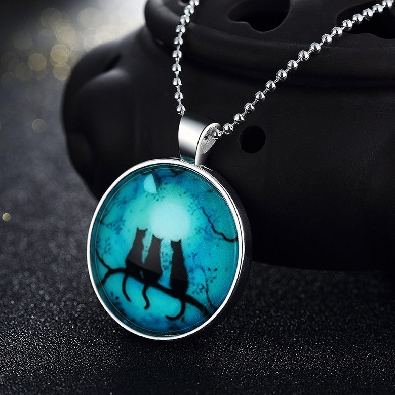 Wholesale Trendy Silver 3 Cats Noctilucent Necklace TGLP103 2