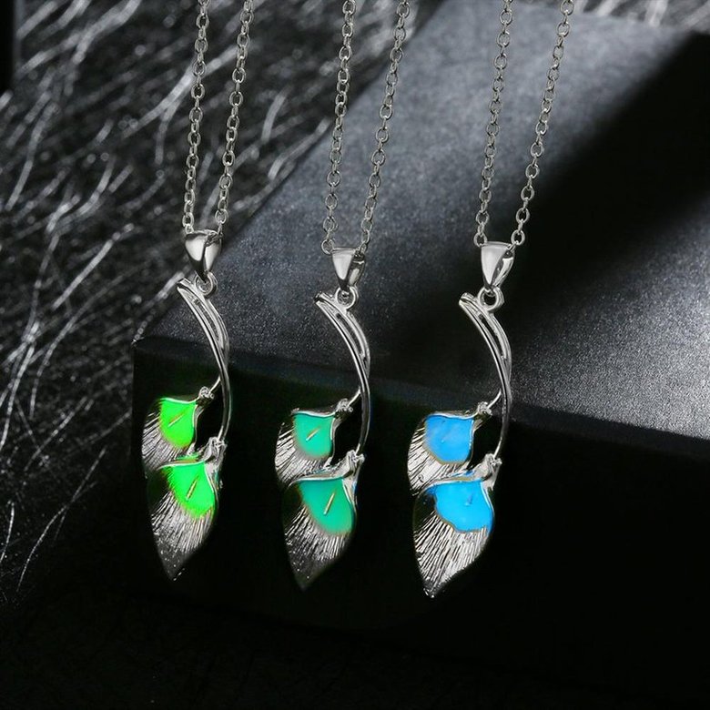 Wholesale Romantic Silver Plant Necklace TGLP063 2